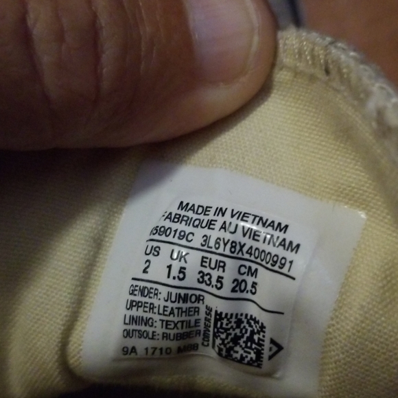 Converse - Picture 5 of 5